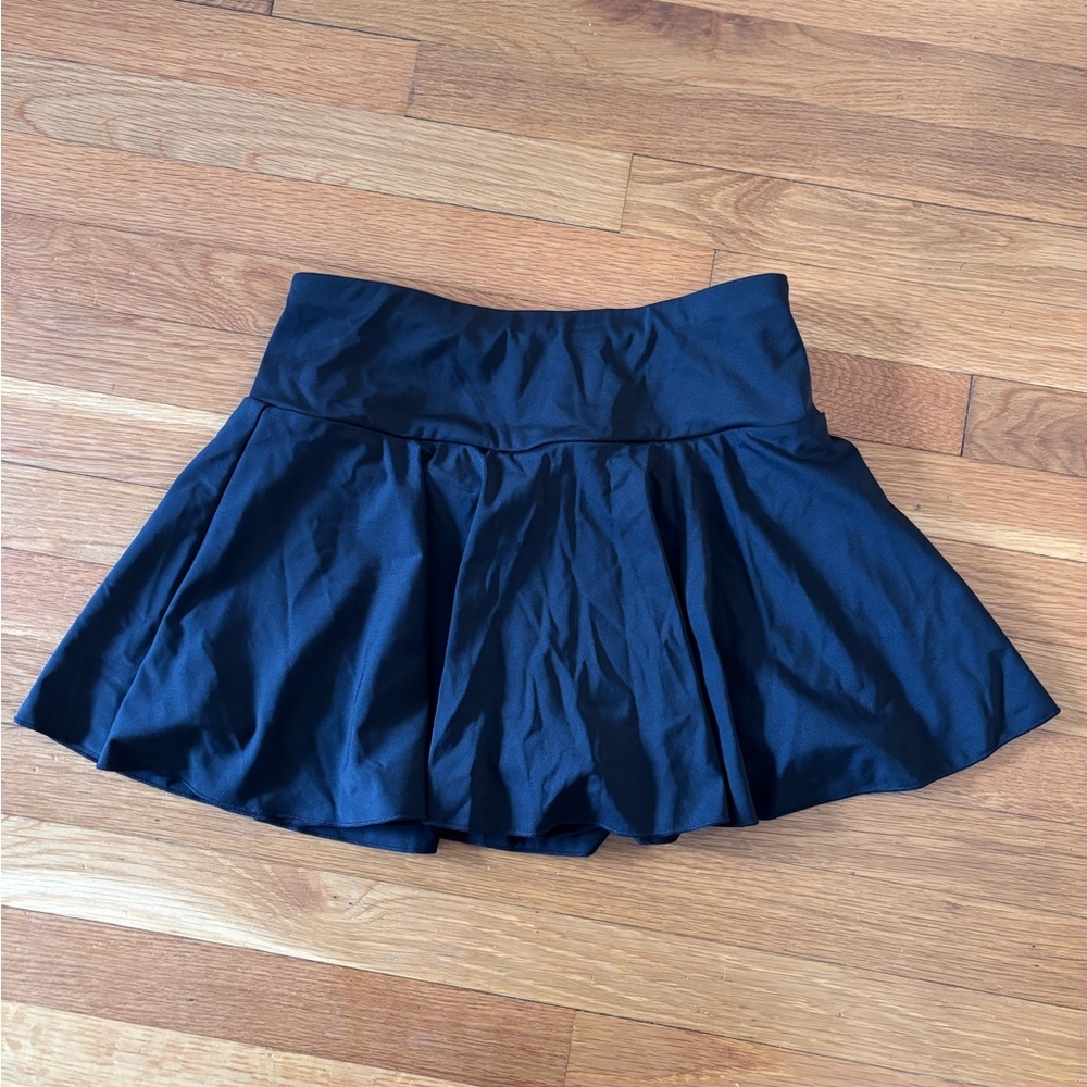 Halara Black Skort,Built in shorts with pockets, Black, Size M, NWT